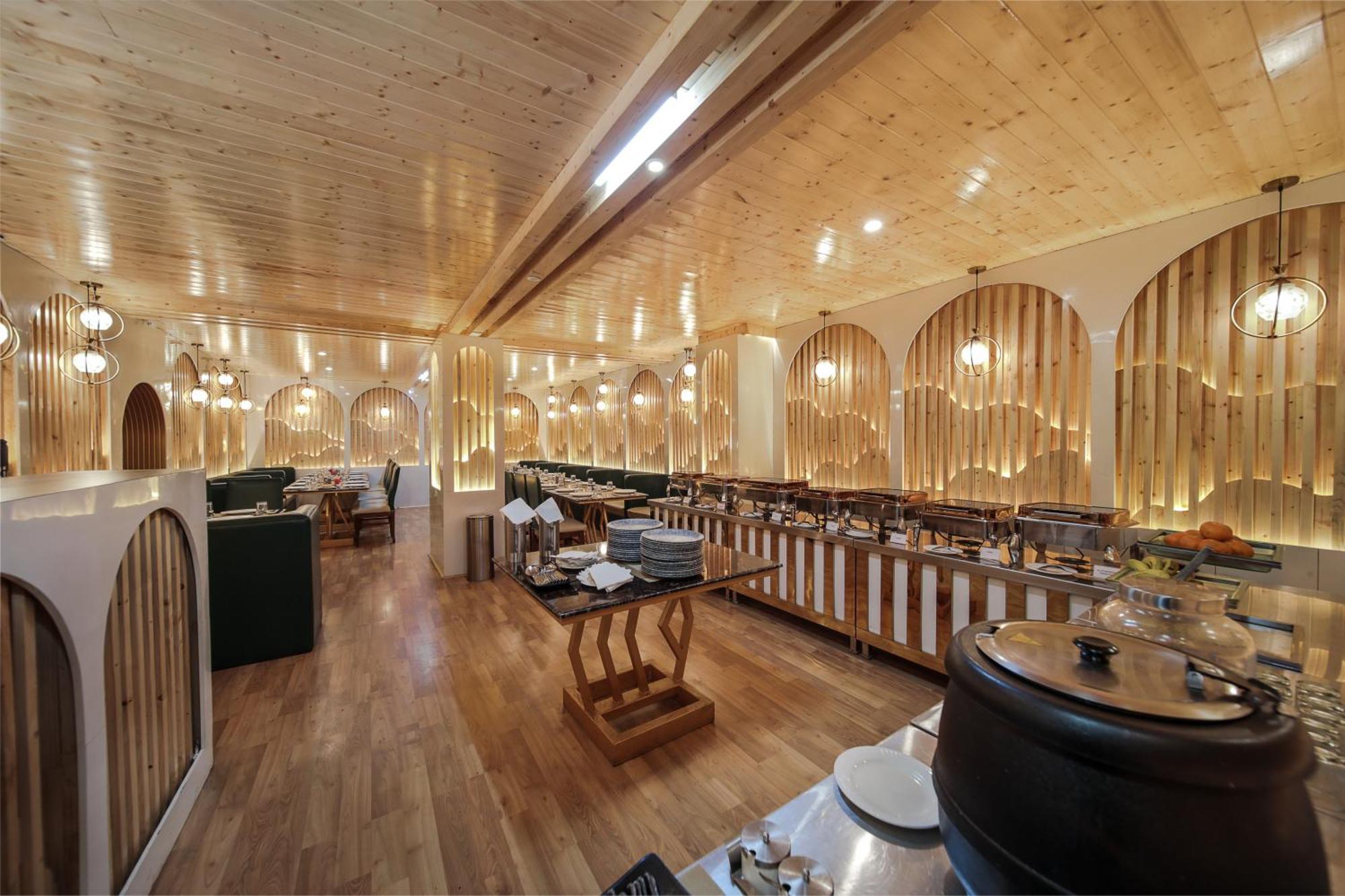 Hill River Resort - Central Heated & Air Cooled - Near Mall Road , Best Property Of Manali 2024- 2025 Zewnętrze zdjęcie