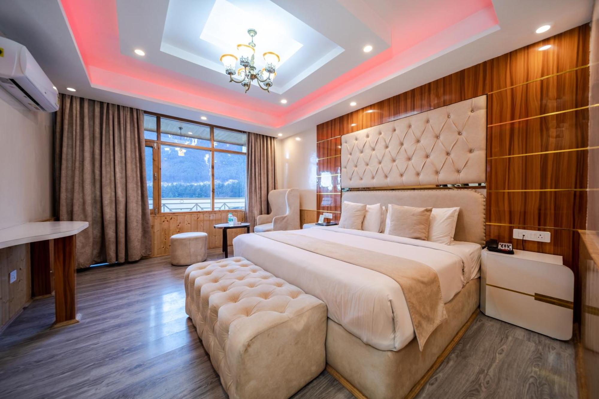 Hill River Resort - Central Heated & Air Cooled - Near Mall Road , Best Property Of Manali 2024- 2025 Zewnętrze zdjęcie