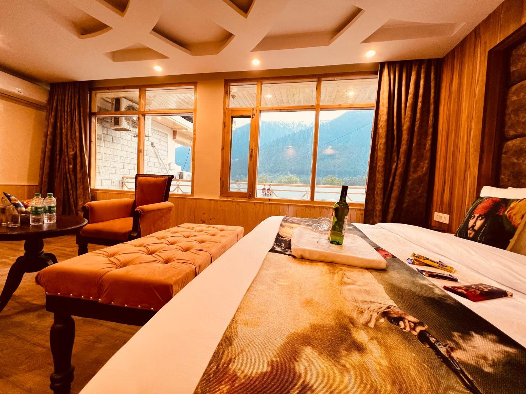 Hill River Resort - Central Heated & Air Cooled - Near Mall Road , Best Property Of Manali 2024- 2025 Zewnętrze zdjęcie